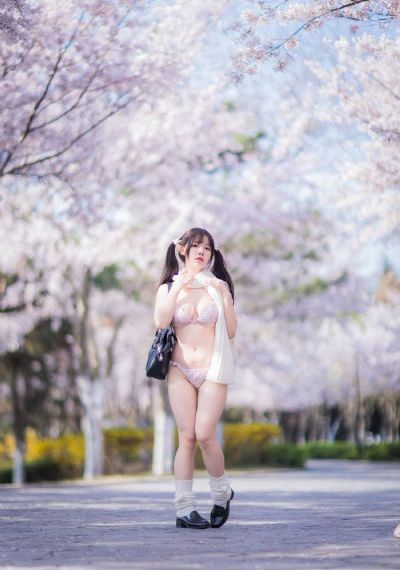 春潮烂漫