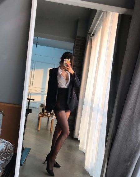 奇怪的美发沙龙在线