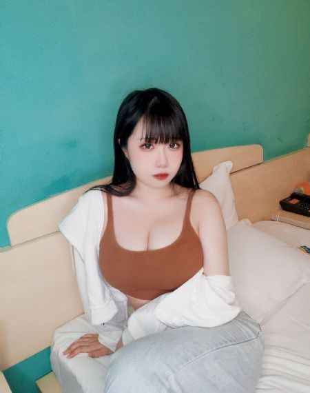 免费看电影在线看大片