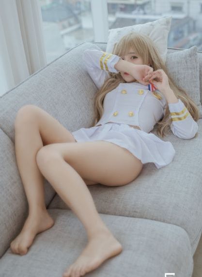 女大学生的沙龙室免费看