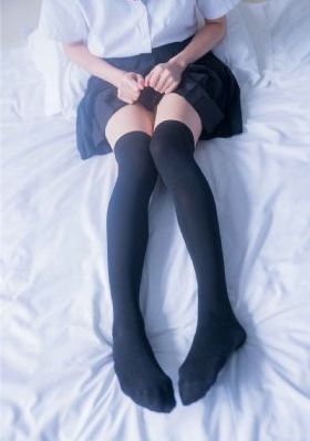 加勒比女海盗h版三部曲下