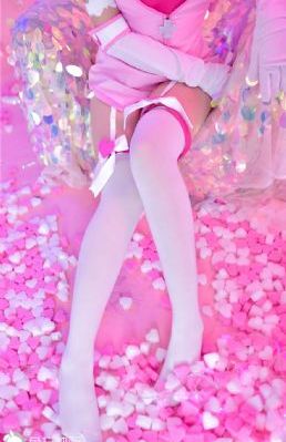 秋山祥子