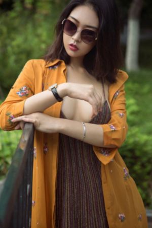 《女教师》未删减