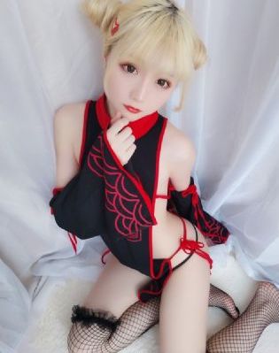 与黑帮老大的女主第一季免费